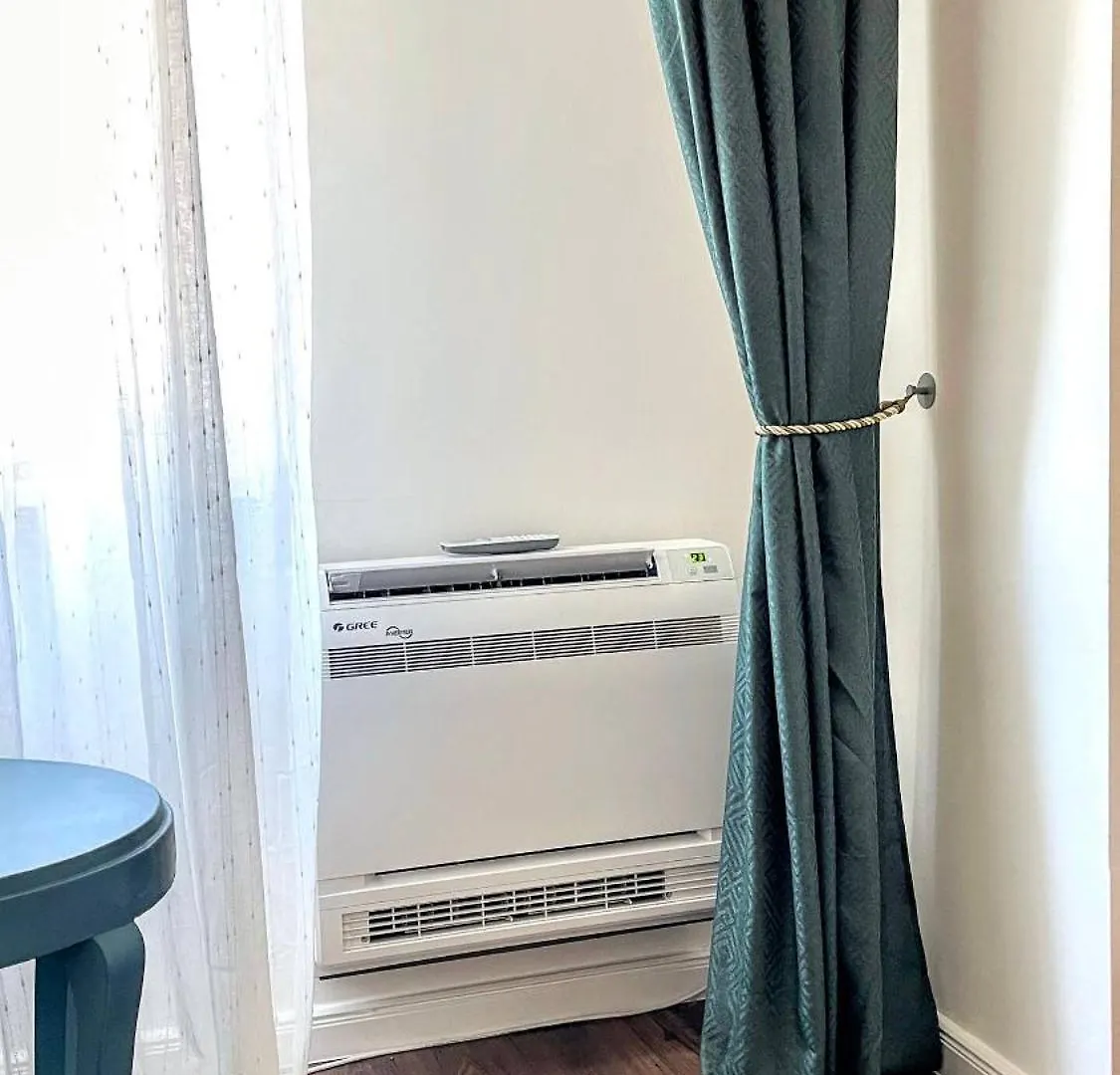 Bohemian Central Apartment Sofia